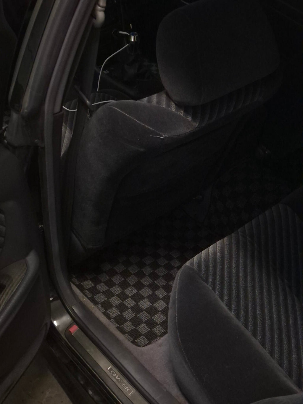 Toyota Chaser JZX100 Premium Checker Floor Mats