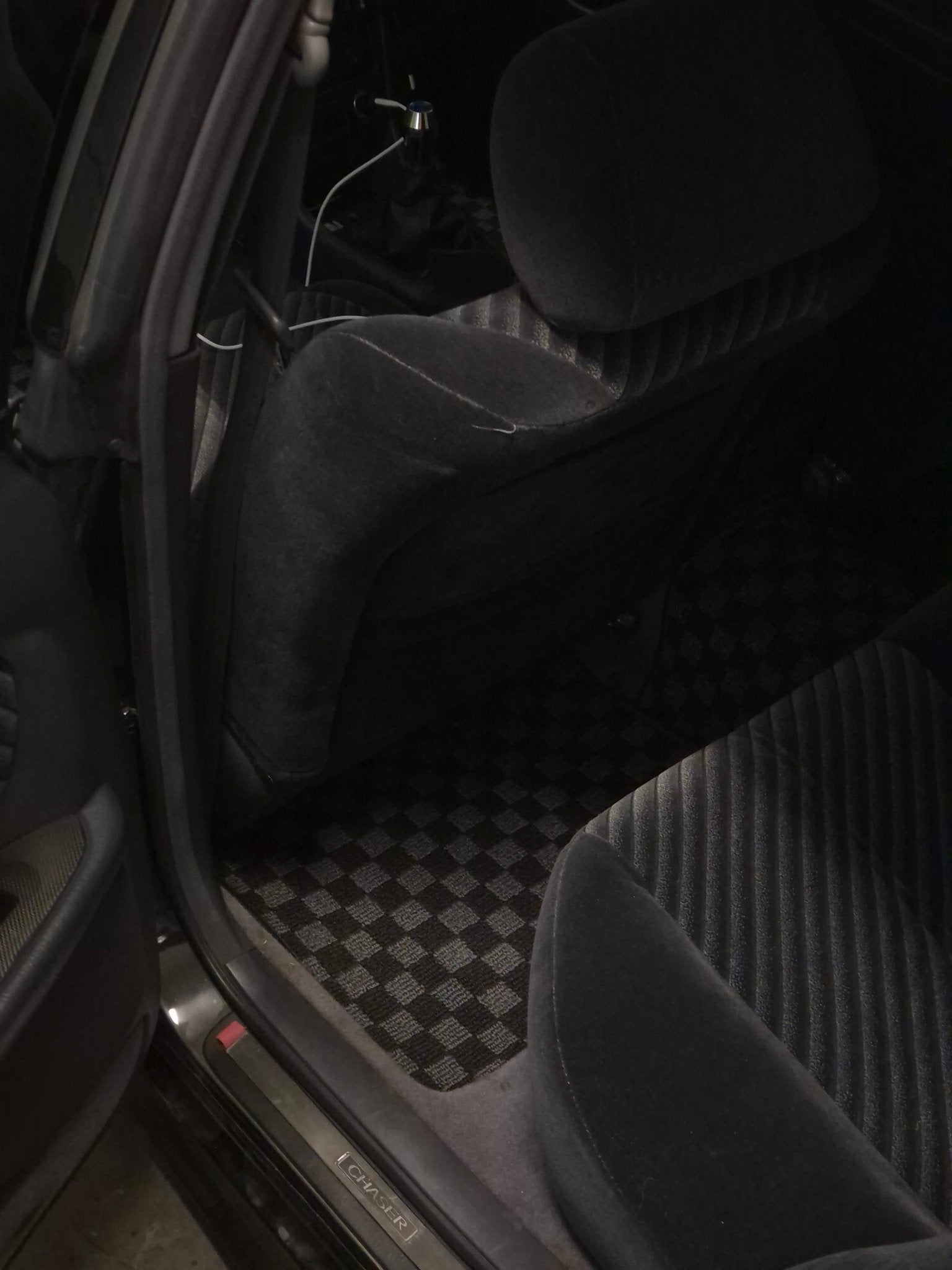 Toyota Chaser JZX100 Premium Checker Floor Mats